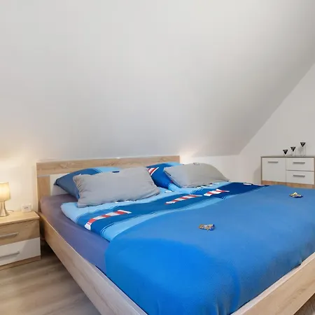 Wiese Oberdeck Apartment *